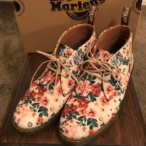 Secret Garden Floral Dr. Martins Size 8